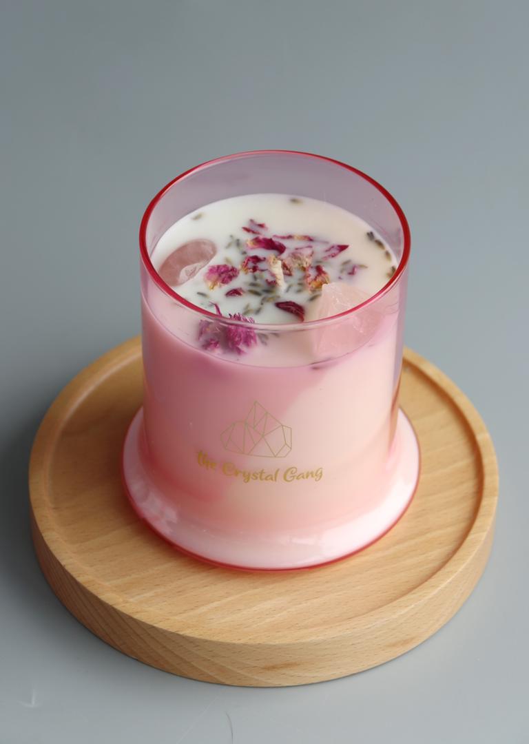 Rose Bubbly scented luxury crystal candle made with soy wax  | Orange, Violet leaf, Cranberry & Rose - 400g - The Crystal Gang, Scented Candle, The Crystal Gang